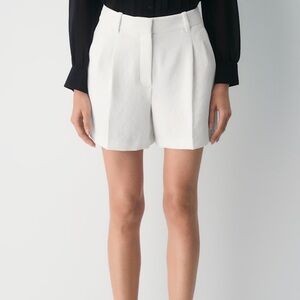 Aritzia Wilfred Effortless Shorts
